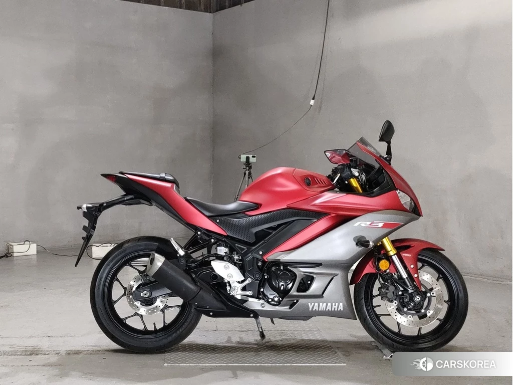 Проданный Yamaha YZF-R3 2019 из Японии