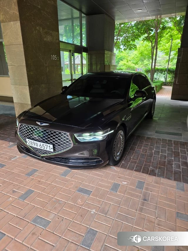 Genesis G90 2019 Коричневый из Кореи