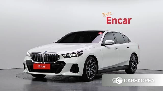 BMW 5 Series (G60) 2024 Белый из Кореи