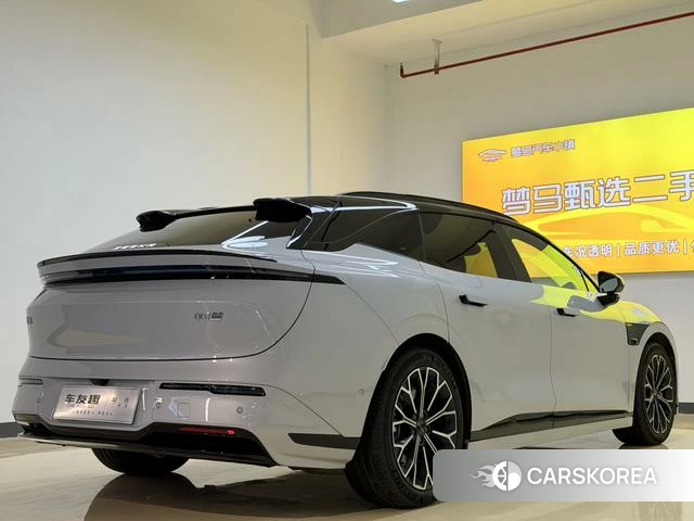 Extremely krypton ZEEKR 007GT 2025 Серебристо-серый из Китая