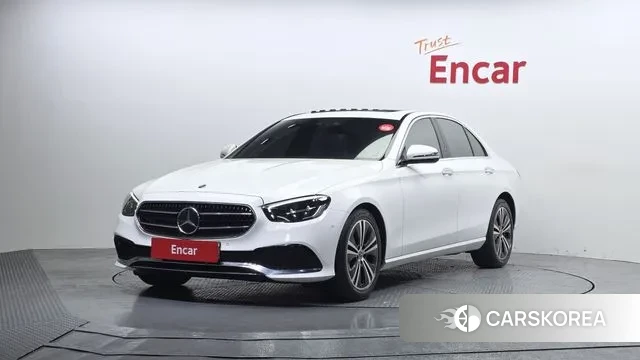 Mercedes-Benz E-Class W213 2021 Белый из Кореи
