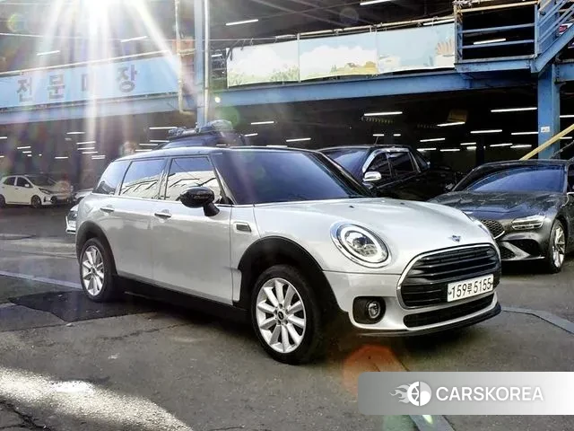 Mini Cooper D Clubman 2020 Серебряный двухцветный из Кореи