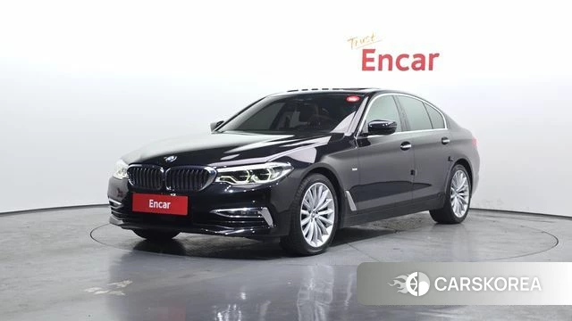 BMW 5 Series (G30) 2018 Черный из Кореи
