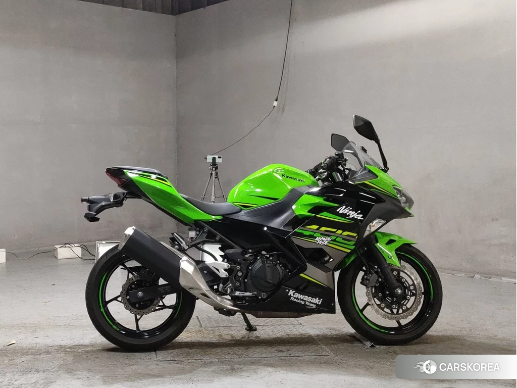 Проданный Kawasaki NINJA 400 2019 из Японии, фото 2