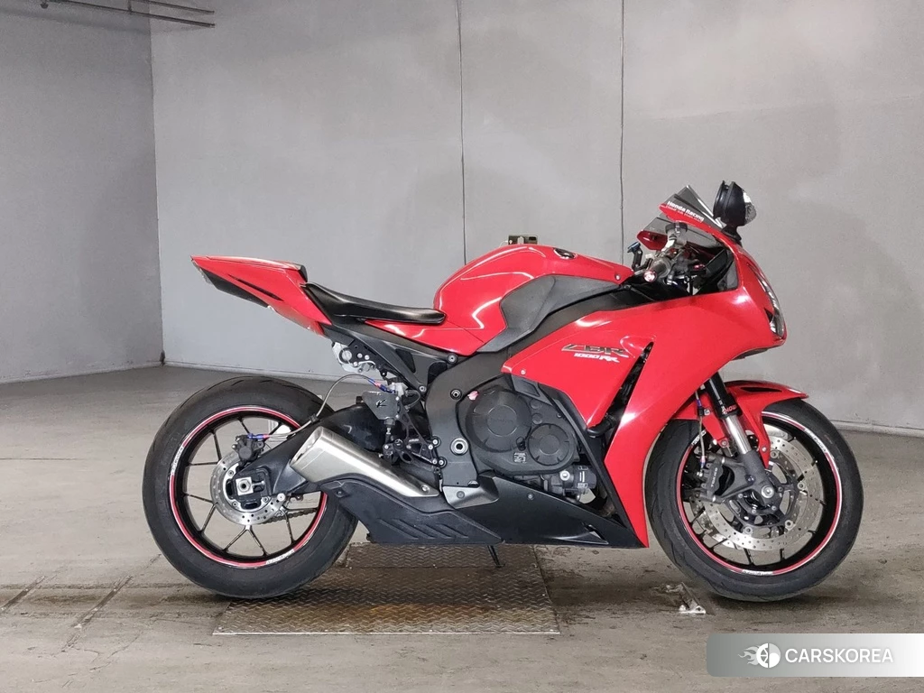 Проданный Honda CBR1000RR 2013 из Японии, фото 2