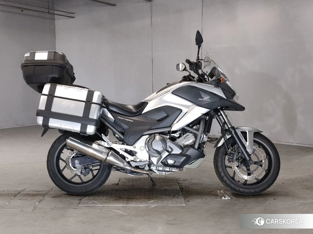 Проданный Honda NC700X DCT 2013 из Японии