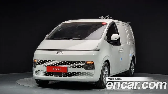 Hyundai Staria 2022 Белый из Кореи