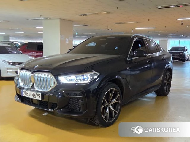 BMW X6 (G06) 2023 Черный из Кореи