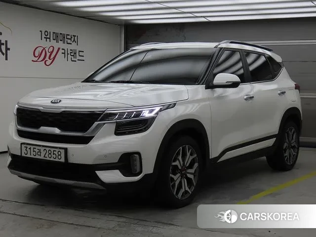 Kia Seltos 2020 Белый из Кореи