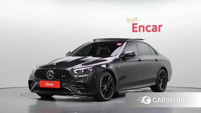 Mercedes-Benz E-Class W213 2023 Серый из Кореи