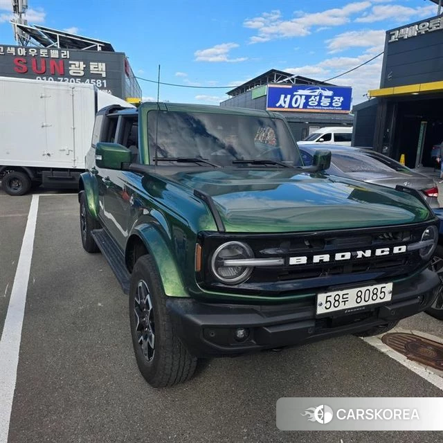 Ford Bronco 6th Generation 2024 Темно-зеленый из Кореи