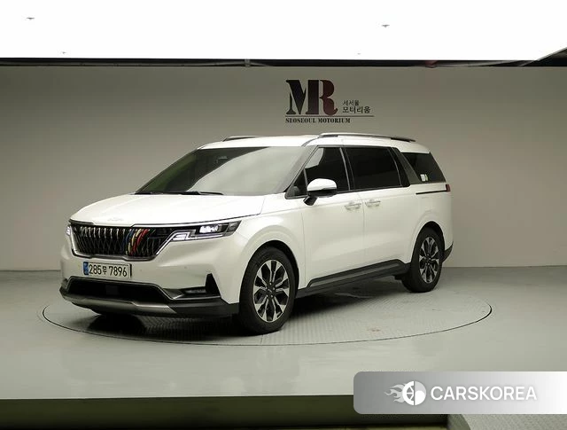 Kia Carnival 4th generation 2022 Белый из Кореи