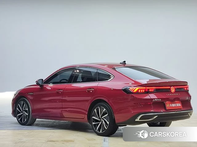 Volkswagen Lingdu 2022 Красный из Китая