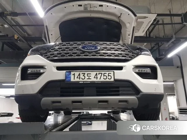 Ford Explorer 6th Generation 2021 Белый из Кореи