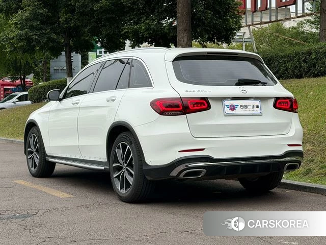 Mercedes-Benz GLC 2021 Белый из Китая