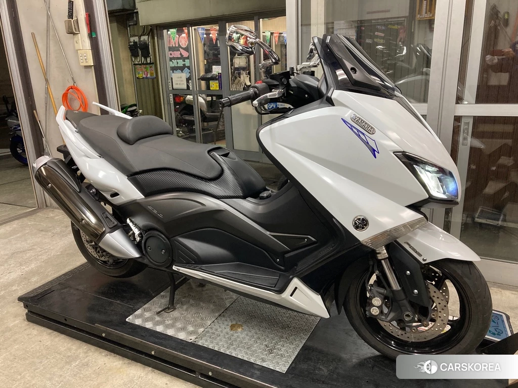 Проданный Yamaha T-MAX 530 id 4173896 из Японии, фото 2
