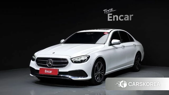 Mercedes-Benz E-Class W213 2021 Белый из Кореи
