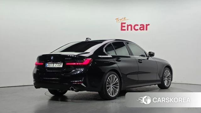 BMW 3 Series (G20) 2021 Черный из Кореи