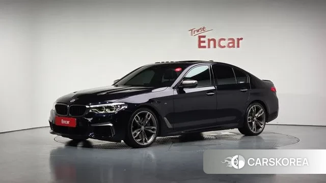 BMW 5 Series (G30) 2018 Черный из Кореи