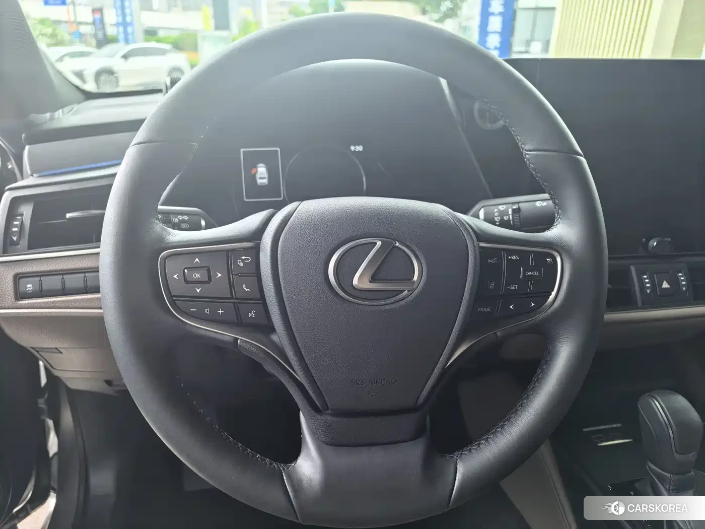 Lexus ES 2025 Champagne/brown из Китая