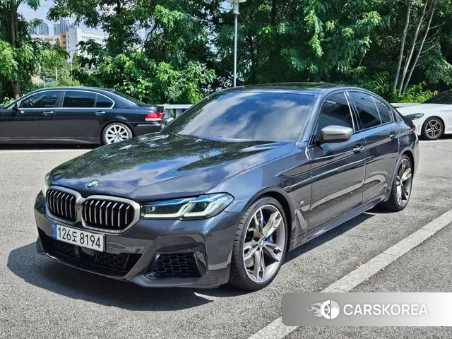 BMW 5 Series (G30) 2022 Серый из Кореи