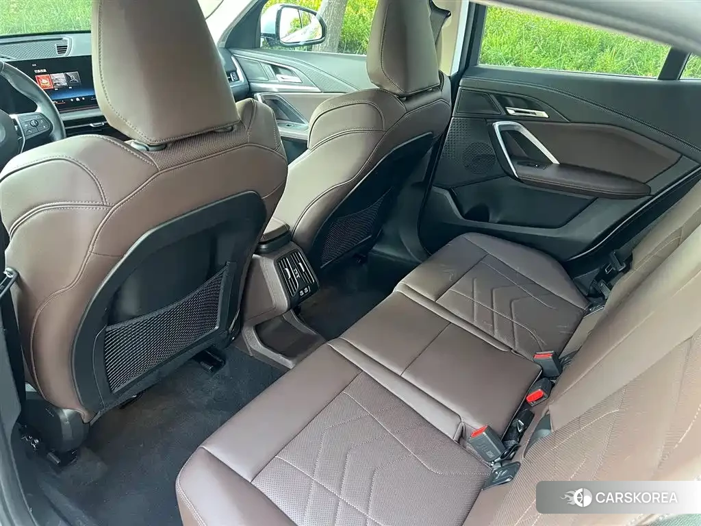 BMW X2 2025 Silver/gray из Китая