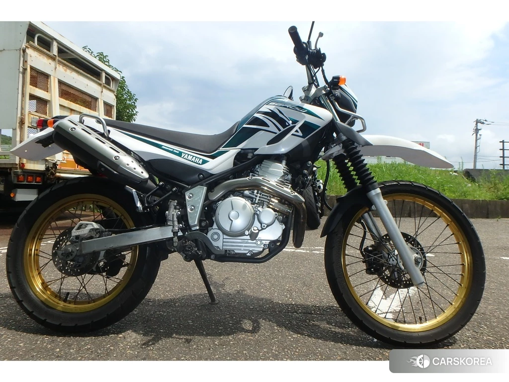 Проданный Yamaha SEROW 250 2017 из Японии