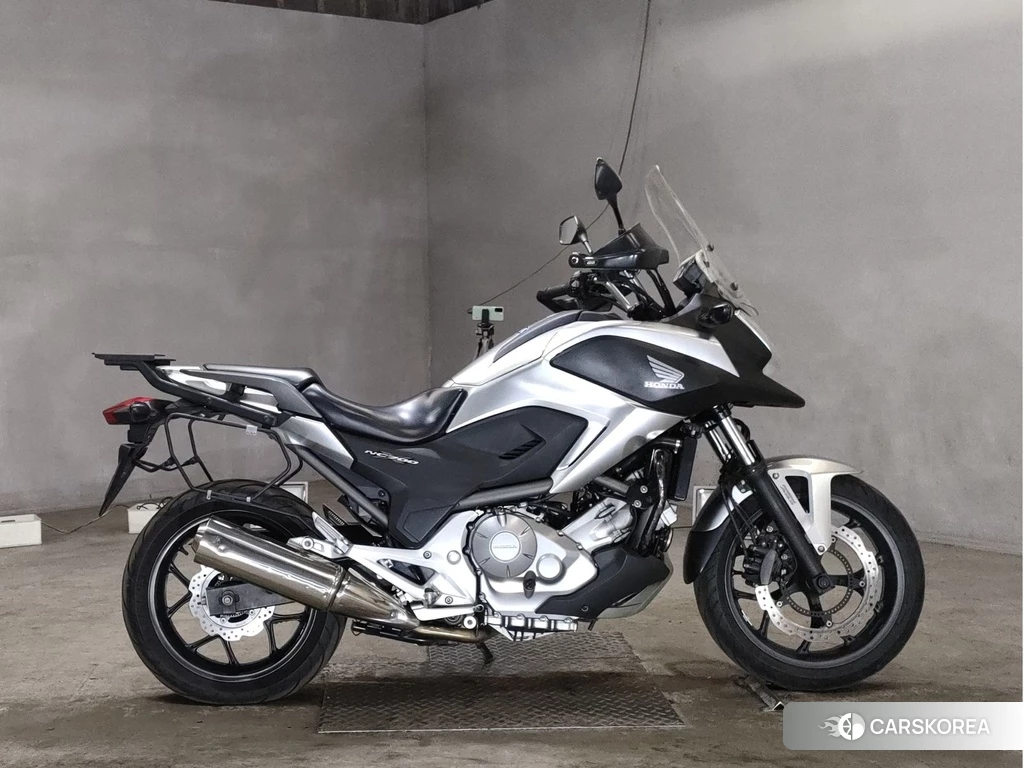 Проданный Honda NC700X LD 2016 из Японии, фото 2