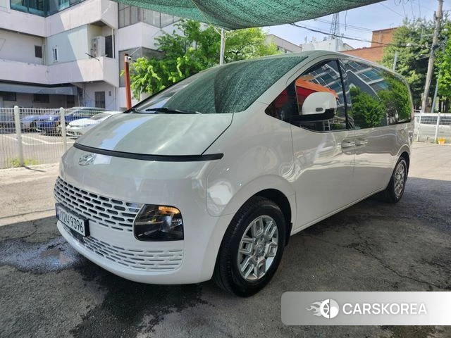 Hyundai Staria 2023 Белый из Кореи