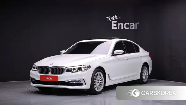 BMW 5 Series (G30) 2019 Черный из Кореи