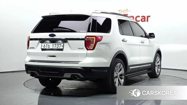 Ford Explorer 2019 Белый из Кореи