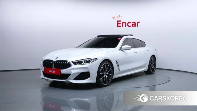 BMW 8 Series (G15) 2022 Белый из Кореи