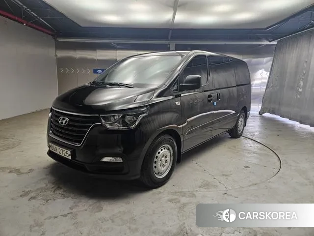 Hyundai The New Grand Starex 2019 Черный из Кореи