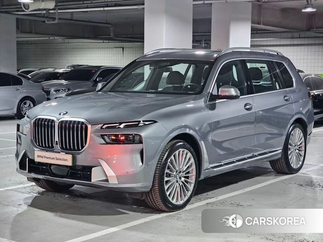 BMW X7 (G07) 2025 Серый из Кореи