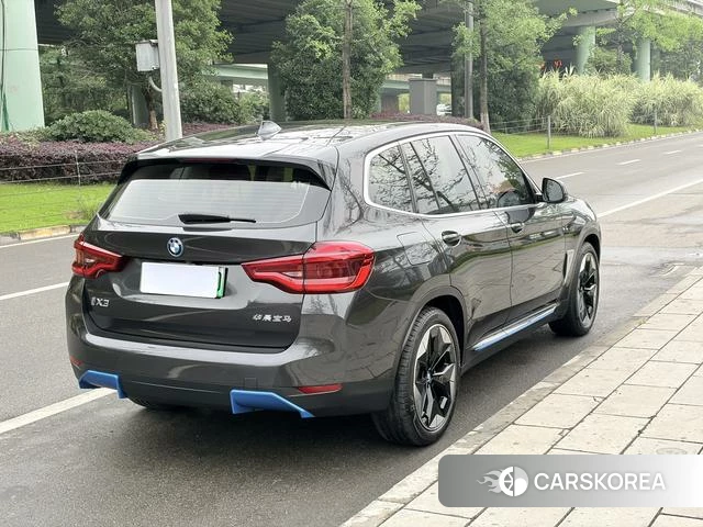 BMW iX3 2021 Черный из Китая