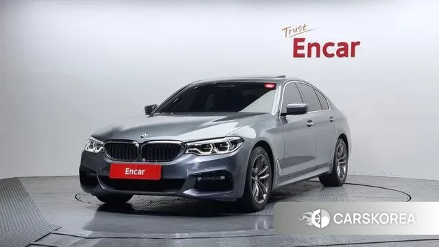 BMW 5 Series (G30) 2018 Серый из Кореи