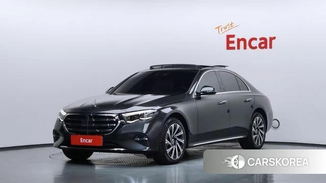 Mercedes-Benz E-Class W214 2024 Серый из Кореи