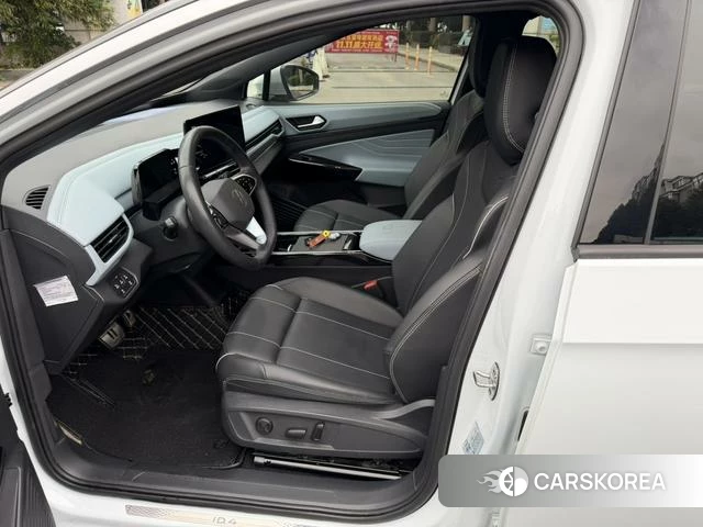 Volkswagen ID.4 X 2023 Белый из Китая