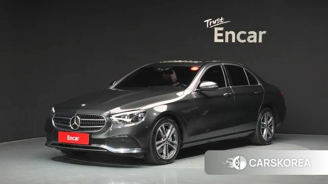 Mercedes-Benz E-Class W213 2022 Серый из Кореи