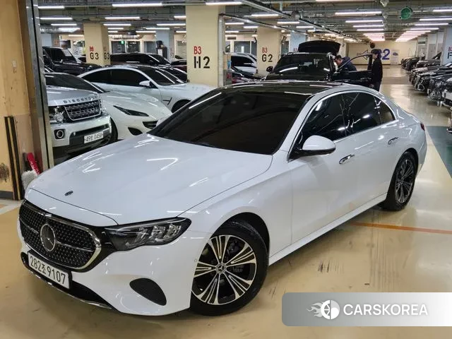 Mercedes-Benz E-Class W214 2024 Белый из Кореи