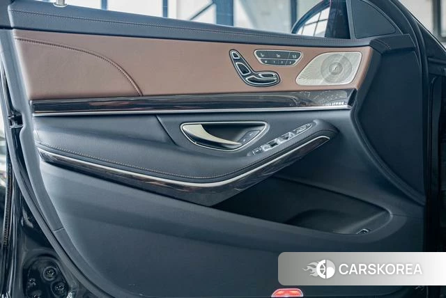 Mercedes-Benz S-class 2020 Черный из Китая