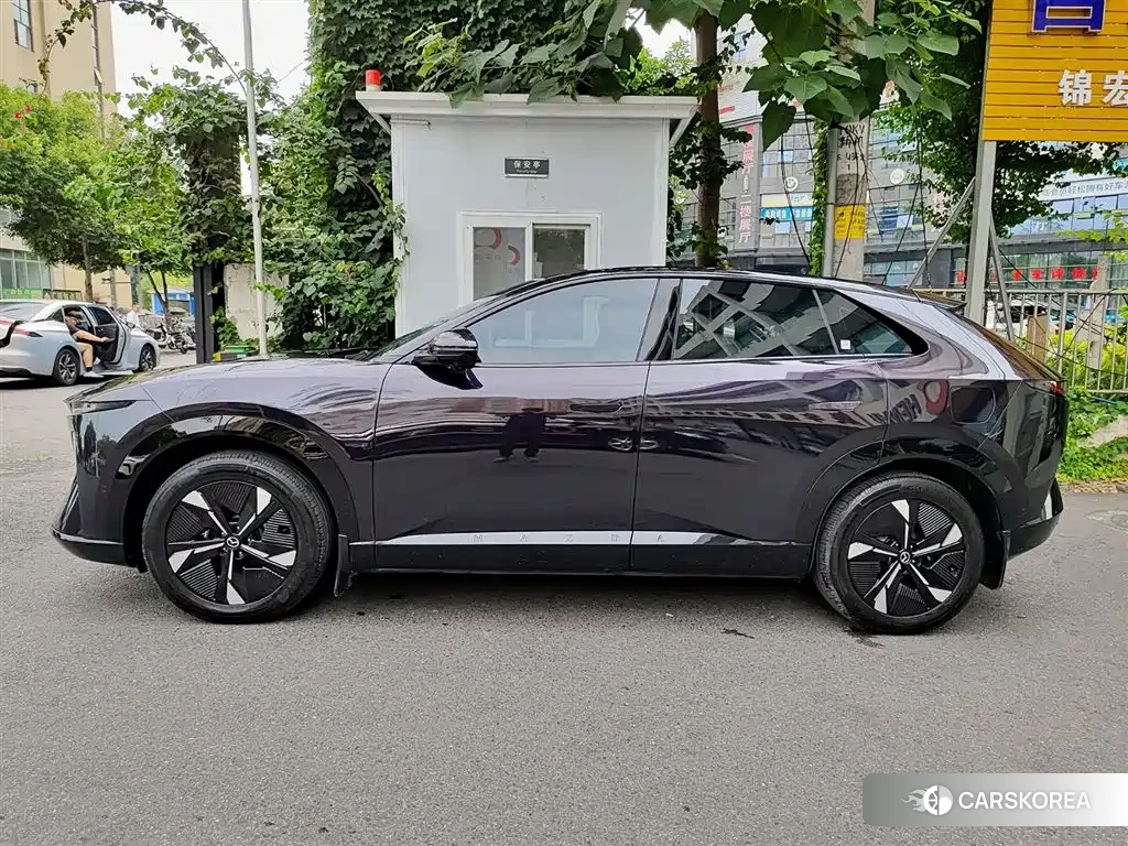 Mazda EZ-60 2026 Черный из Китая