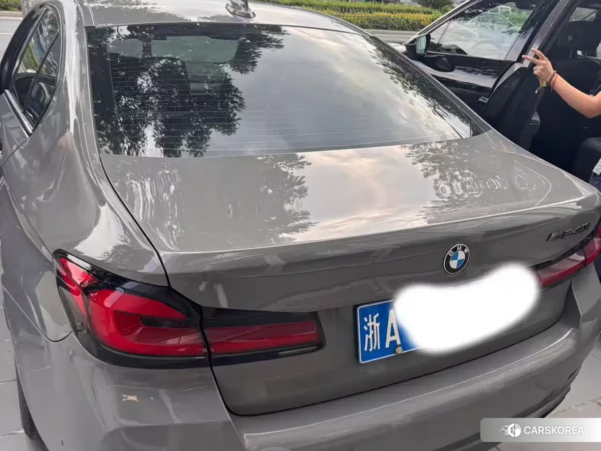 BMW 5 series 2022 Silver/gray из Китая