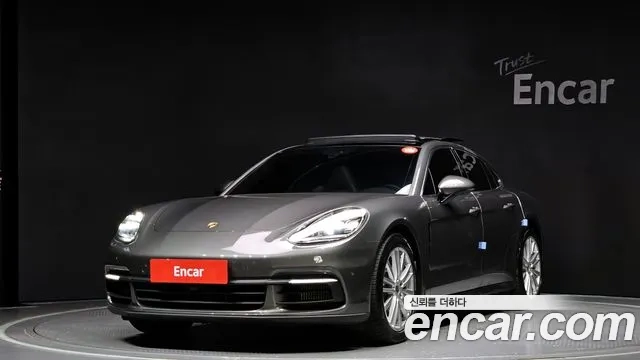 Porsche Panamera (971) 2018 Серый из Кореи