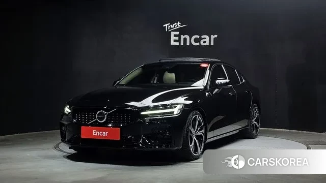 Volvo S60 3rd generation 2023 Черный из Кореи