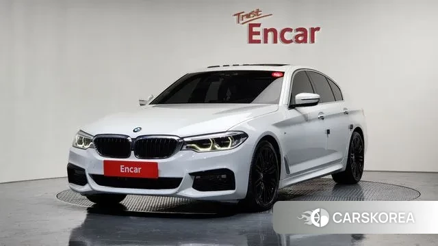 BMW 5 Series (G30) 2018 Белый из Кореи