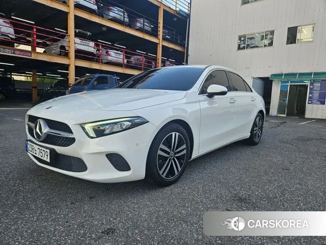 Mercedes-Benz A-Class W177 2021 Белый из Кореи