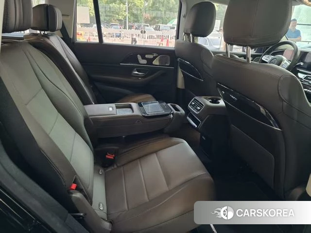 Mercedes-Benz GLS 2023 Черный из Китая