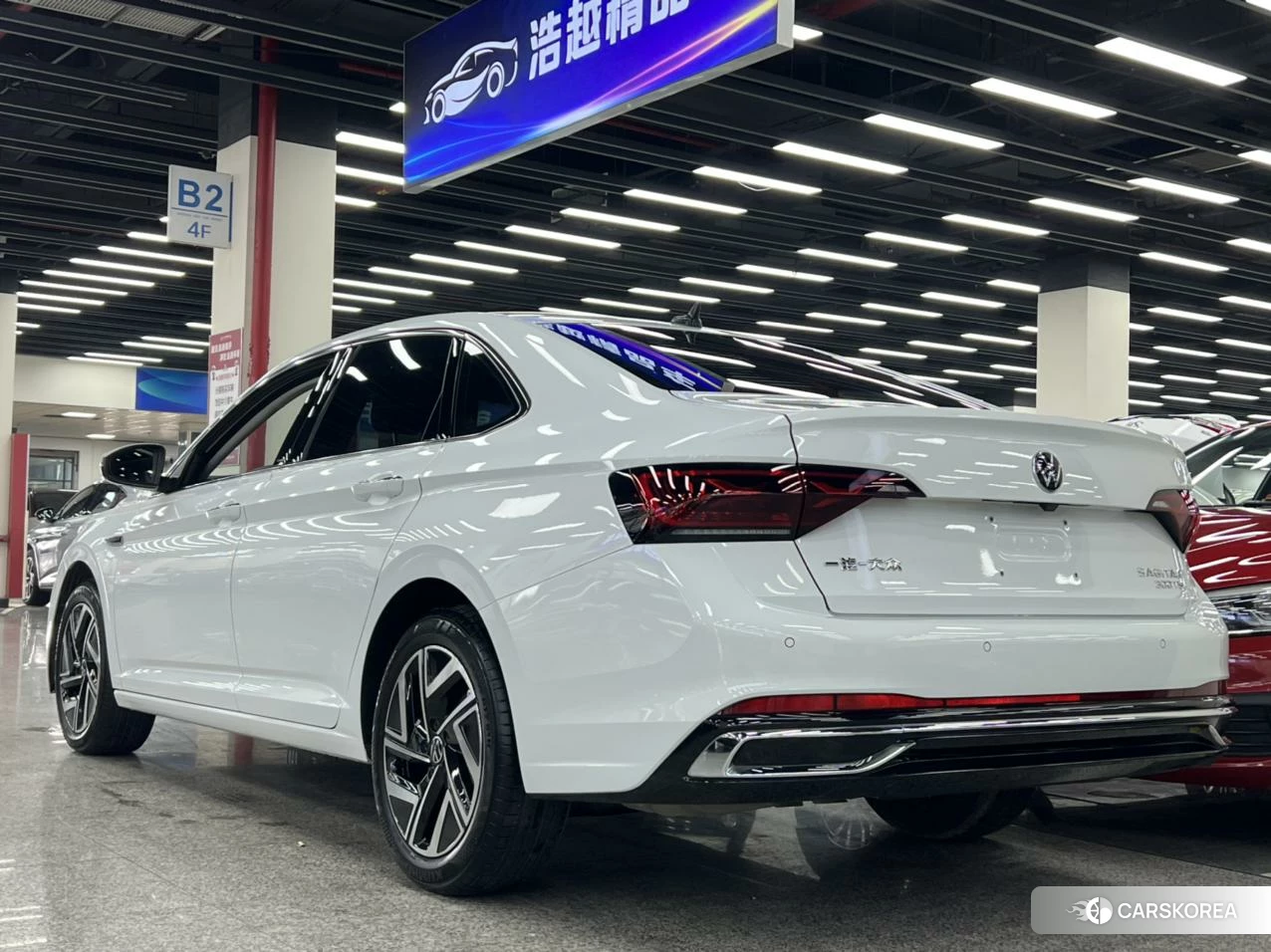 Volkswagen Sagitar 2022 Белый из Китая