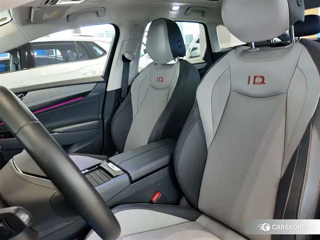 Volkswagen ID.7 VIZZION 2024 Silver/gray из Китая